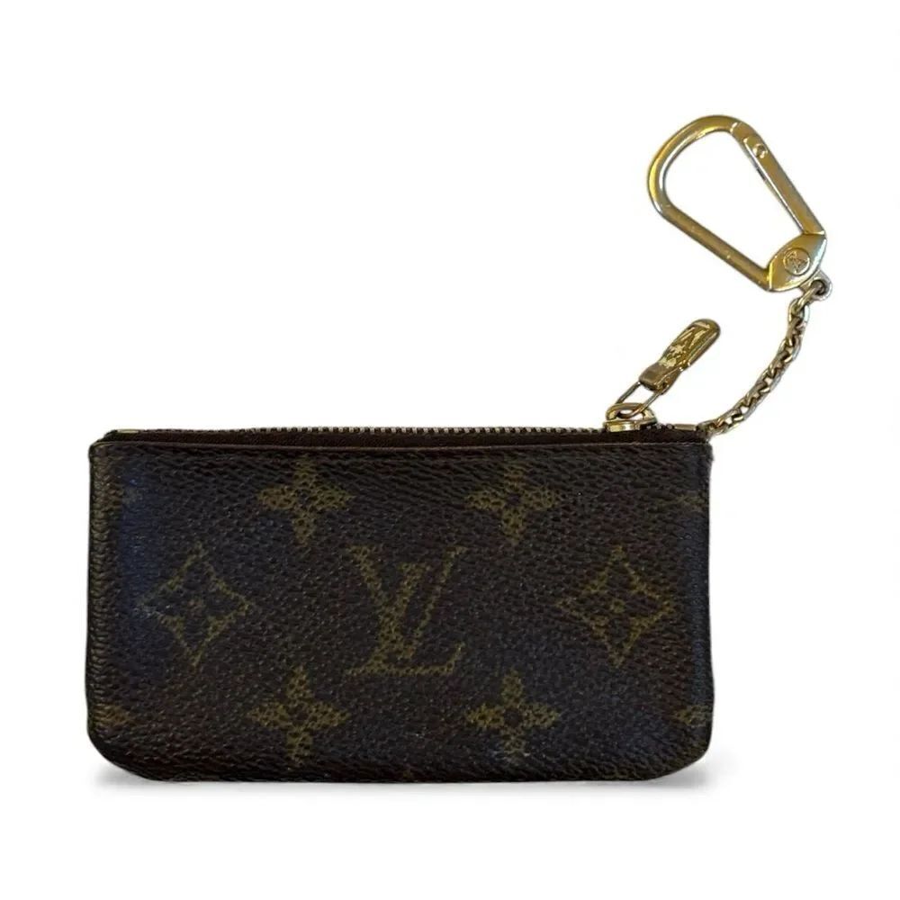 LOUIS VUITTON Classic LV Monogram Keychain Coin Pouch - Picture 3 of 8